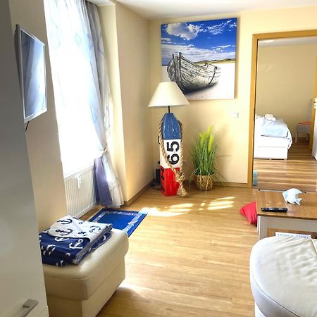Ostseewind - In Der Strandstrasse-Fuehrt Zur Seebruecke Ostseebad Kühlungsborn エクステリア 写真