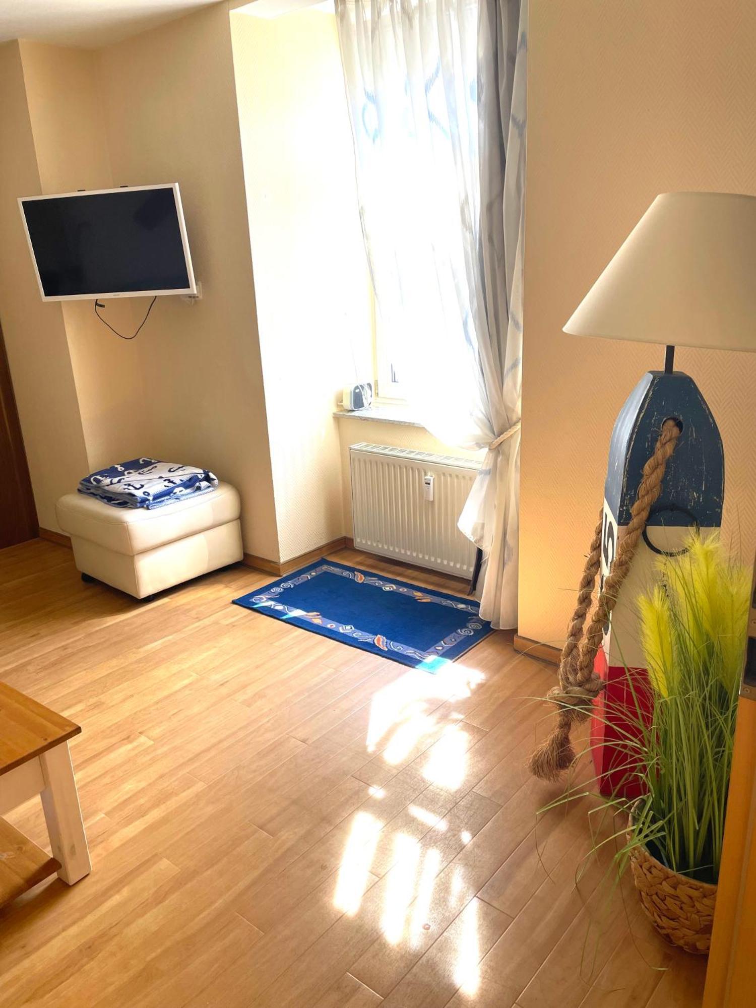 Ostseewind - In Der Strandstrasse-Fuehrt Zur Seebruecke Ostseebad Kühlungsborn エクステリア 写真