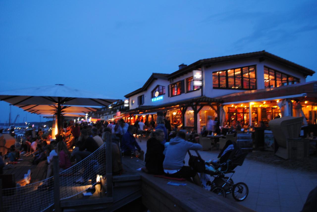 Ostseewind - In Der Strandstrasse-Fuehrt Zur Seebruecke Ostseebad Kühlungsborn エクステリア 写真